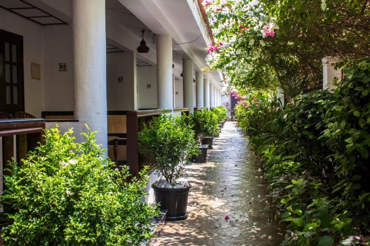 Shikara Beach Resort Cavelossim Ngoại thất bức ảnh