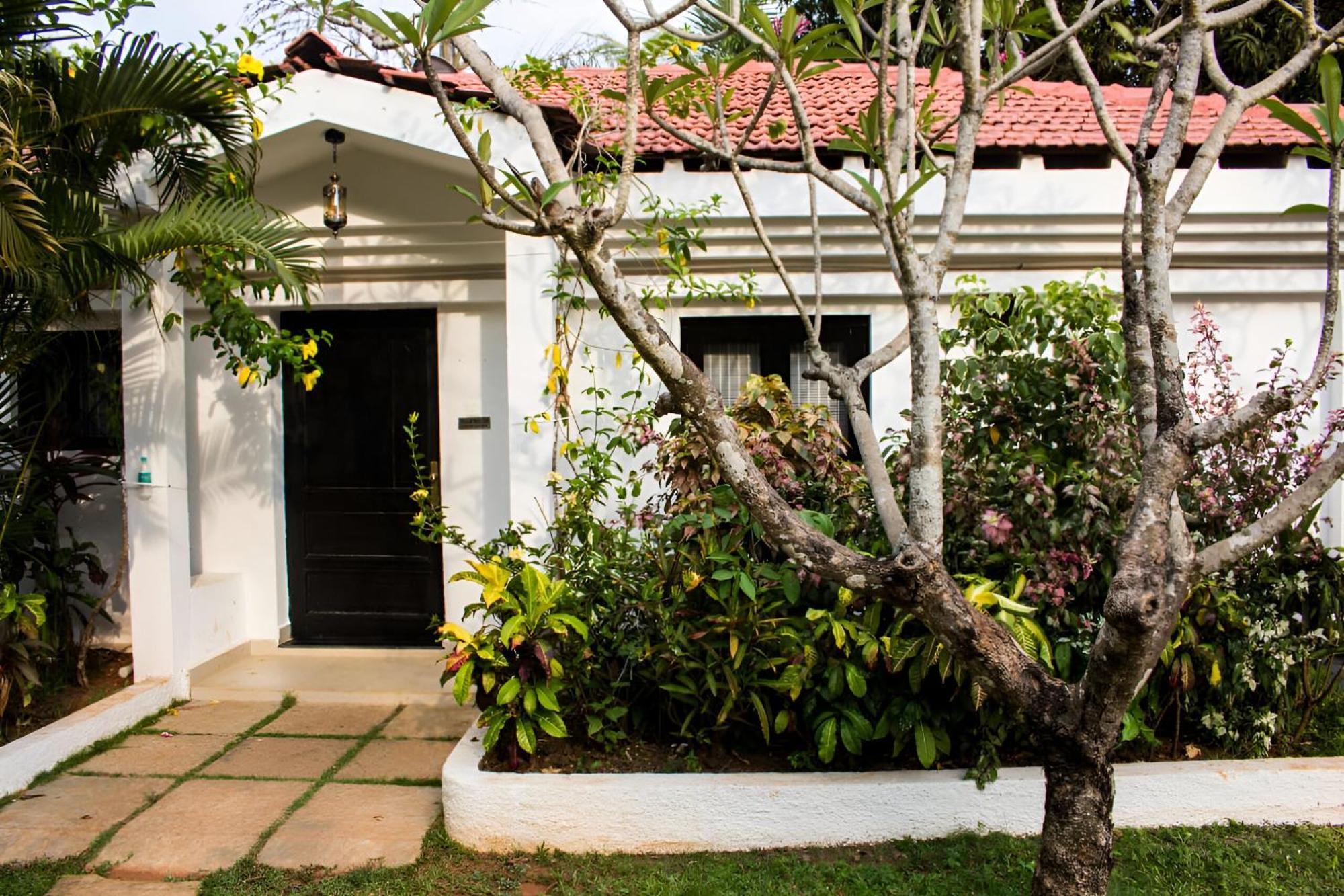 Shikara Beach Resort Cavelossim Ngoại thất bức ảnh