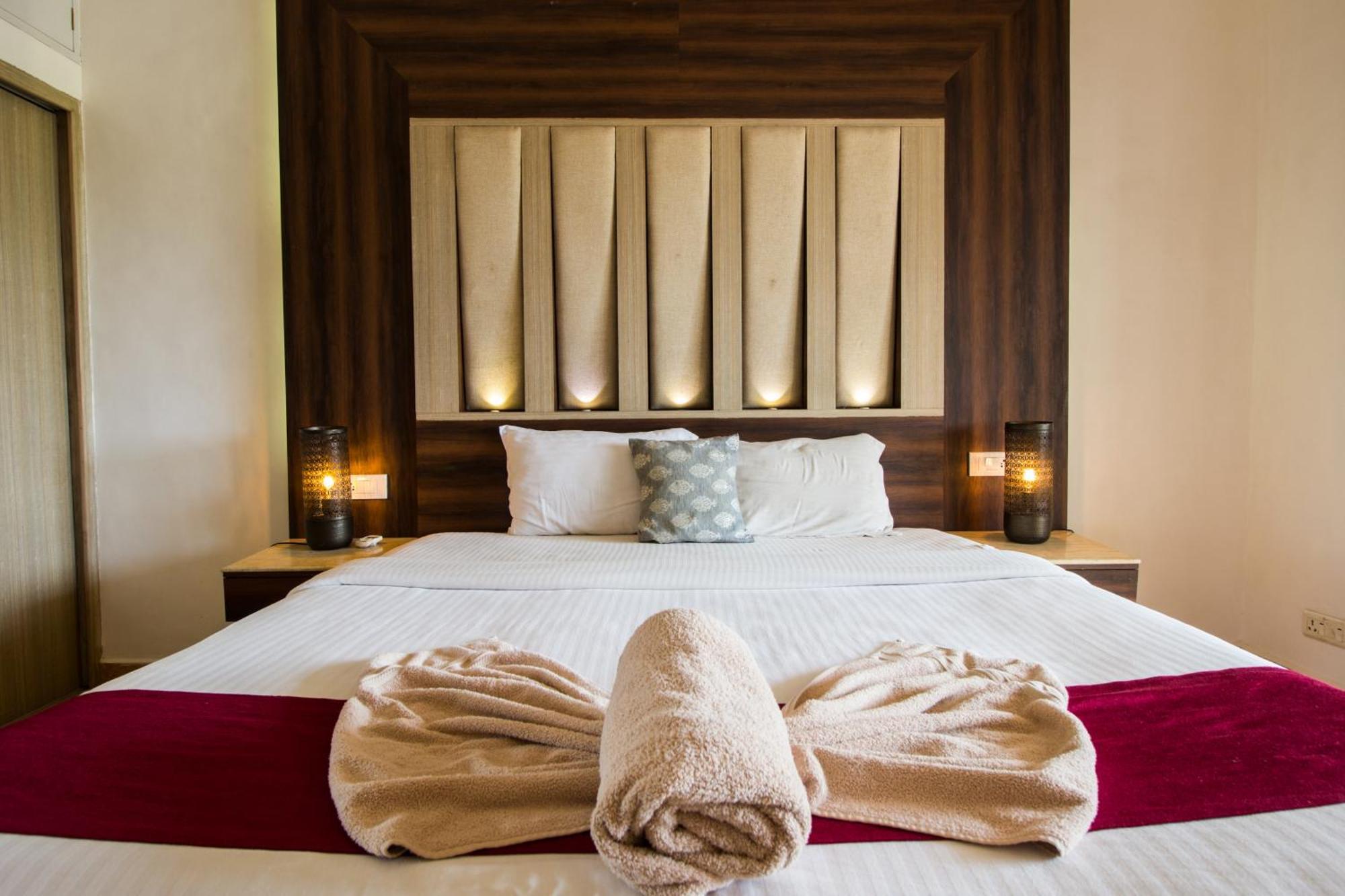 Shikara Beach Resort Cavelossim Ngoại thất bức ảnh