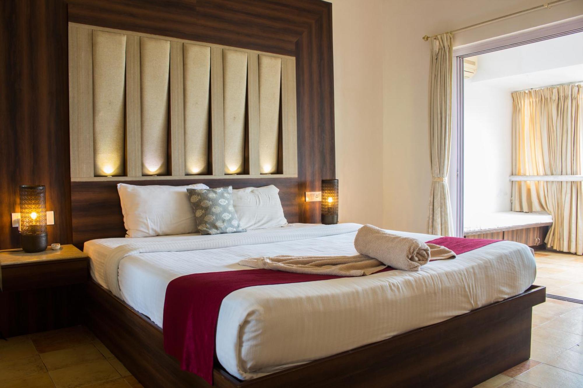 Shikara Beach Resort Cavelossim Ngoại thất bức ảnh