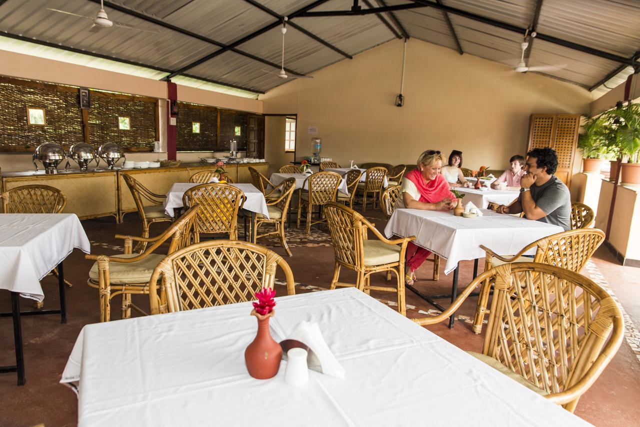 Shikara Beach Resort Cavelossim Ngoại thất bức ảnh