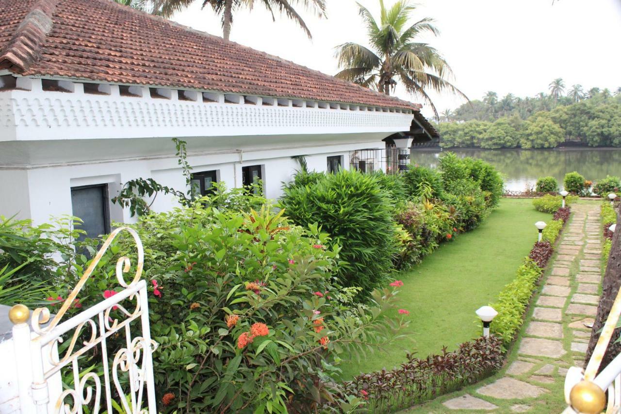Shikara Beach Resort Cavelossim Ngoại thất bức ảnh